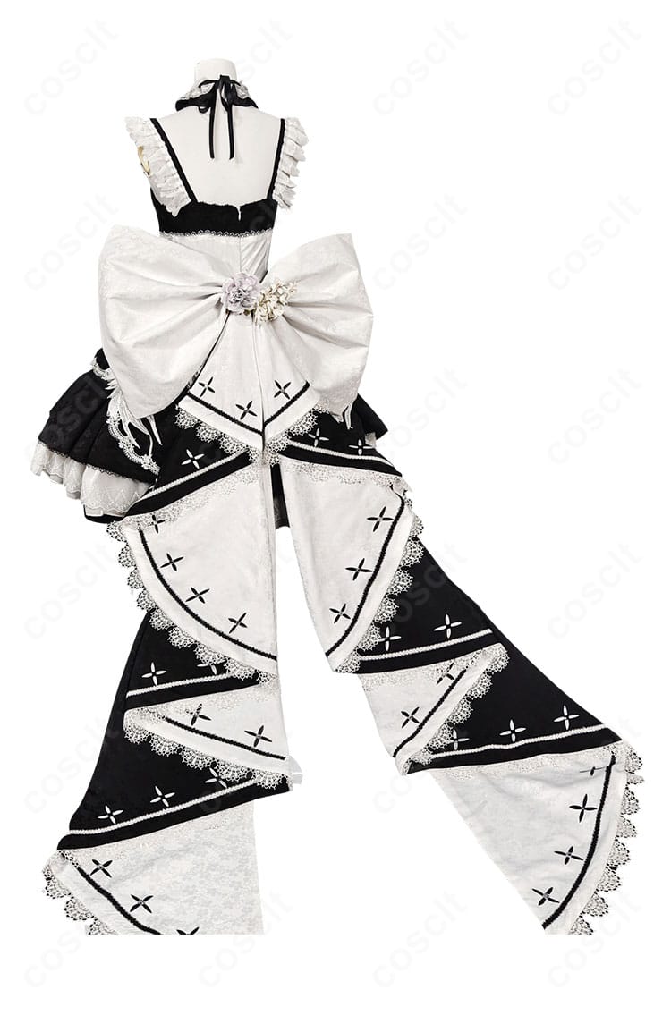 アズールレーン リトル・フォーミダブル メイド服の背面画像。大きな背部蝶結びとスカートの広がり、フィット感を強調。