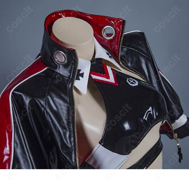 プリンツ・オイゲン 衣領の刺繍ディテール。精巧な刺繍とパターン再現を示す近接写真