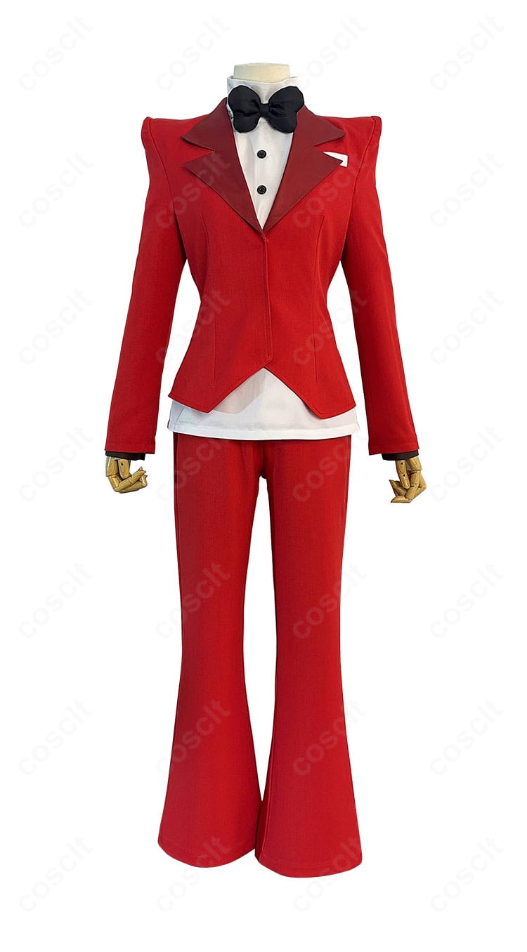 ハズビン・ホテル公式準拠のチャーリー通常衣装コスプレ(正面)。刺繍とボタンワークが映える高品質ディテールの近景。