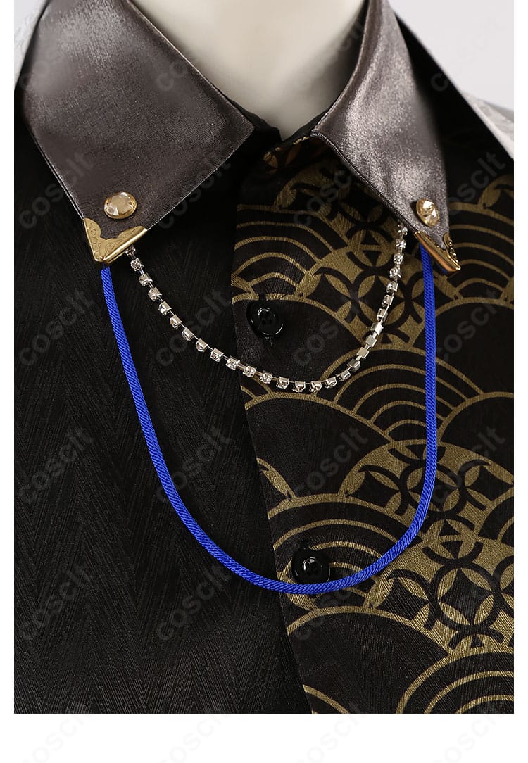 襟元の刺繍ディテール。繊細なステッチで高級感を生む神代類ライブ衣装のポイント。