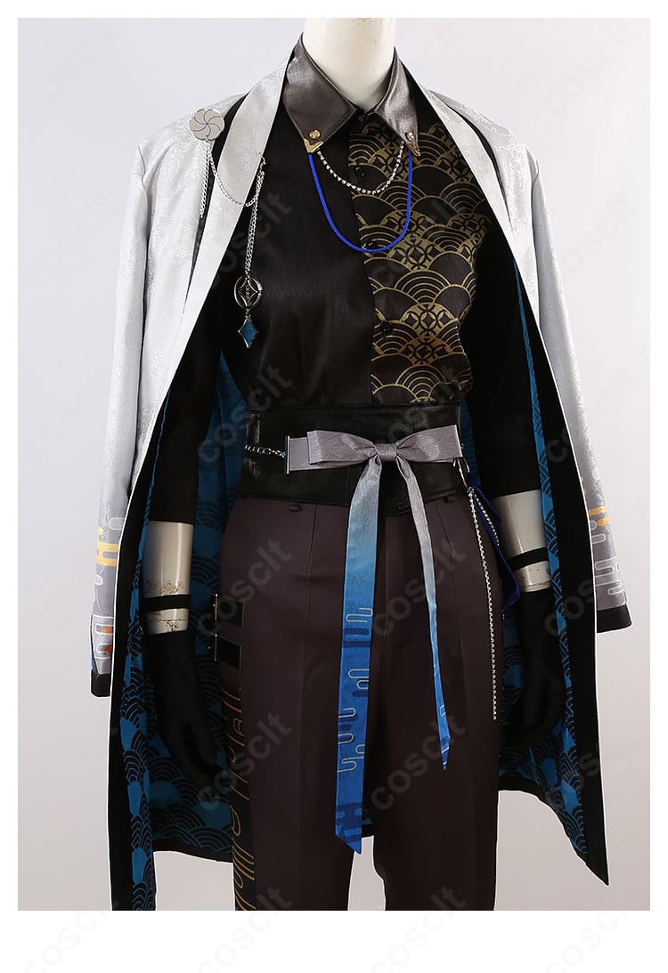 神代類衣装のコルセットベルト。金具と装飾がアクセントになり、ウエストマークで美しい比率に。