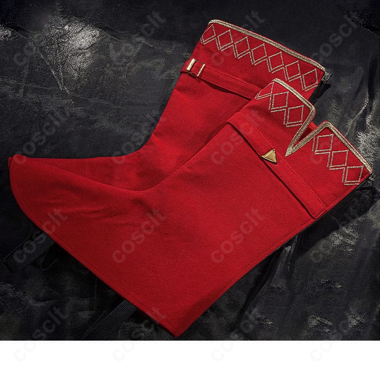 衣装に合わせた靴カバー(別売り)。コーディネート全体の統一感を高めます。