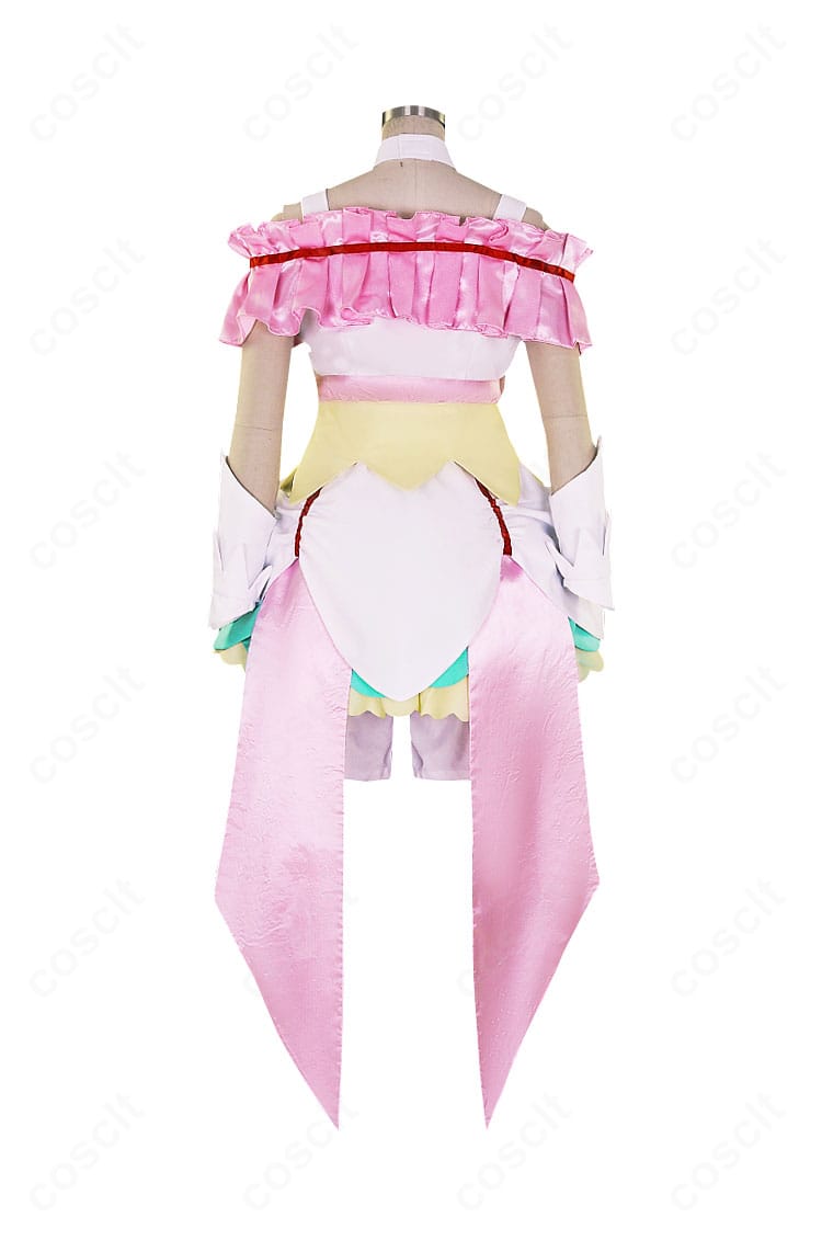 キュアエコー衣装の背面デザイン。シルエットと装飾の配置を忠実に再現