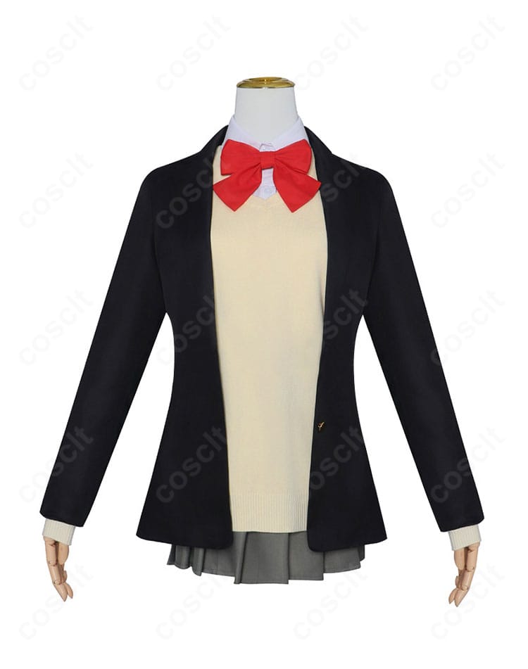橘美花莉 制服コスプレ衣装の正面全景。コートとベストのシャープなライン、スカートのプリーツまで分かる全身ショット。