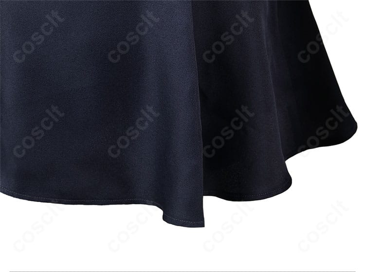 フランカ衣装スカートの裾。ハリ感のある生地で形が美しく出る仕様。