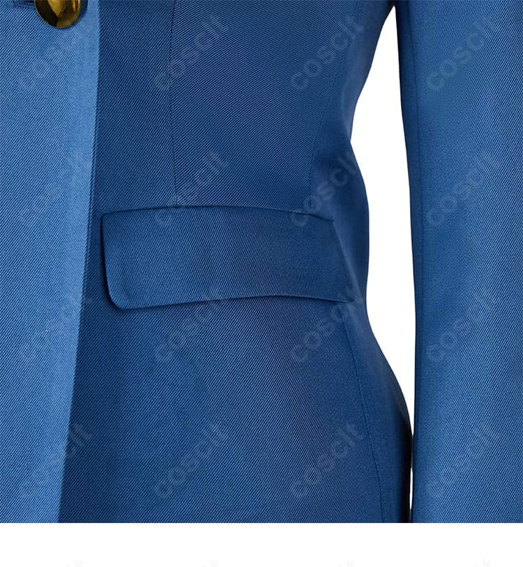 ウィキッド シズ大学 制服コスプレの襟とポケット周りの意匠。縫い目の整いと縁取りの美しさを確認。