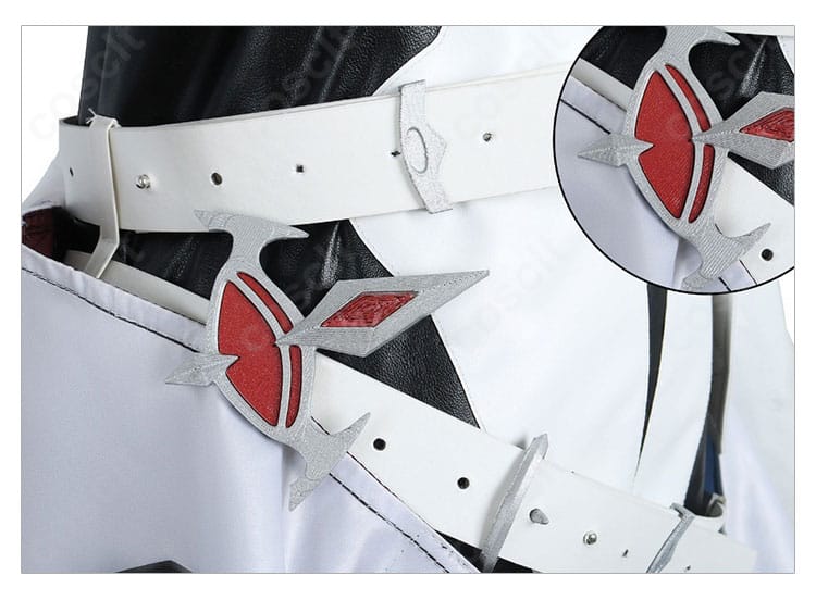 エリザベス・ローズ・ブラッドフレイム衣装の腰帯・ベルト部分。腰飾りの意匠と位置関係、留め具の作りが分かる詳細画像