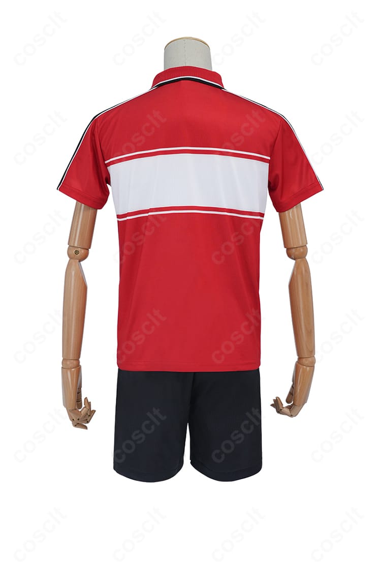 新テニスの王子様 コスプレ衣装の背面。半袖ジャージの背中デザインとショートパンツの後ろシルエットを忠実再現
