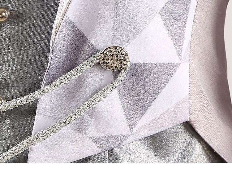 ツイステ 記念衣装 コスプレ ボタン装飾の質感|金属調ボタンの存在感と縫い留め