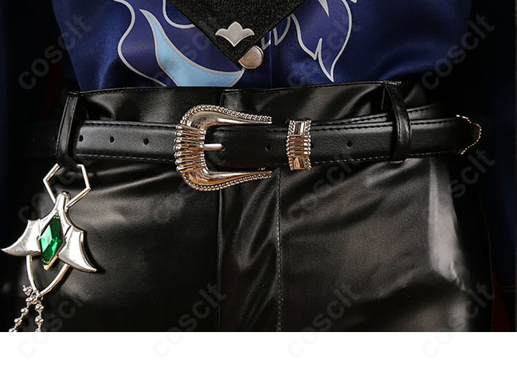 ベルト周り：蓮巳敬人 ドミナント衣装のベルトバックルと腰回りの収まり