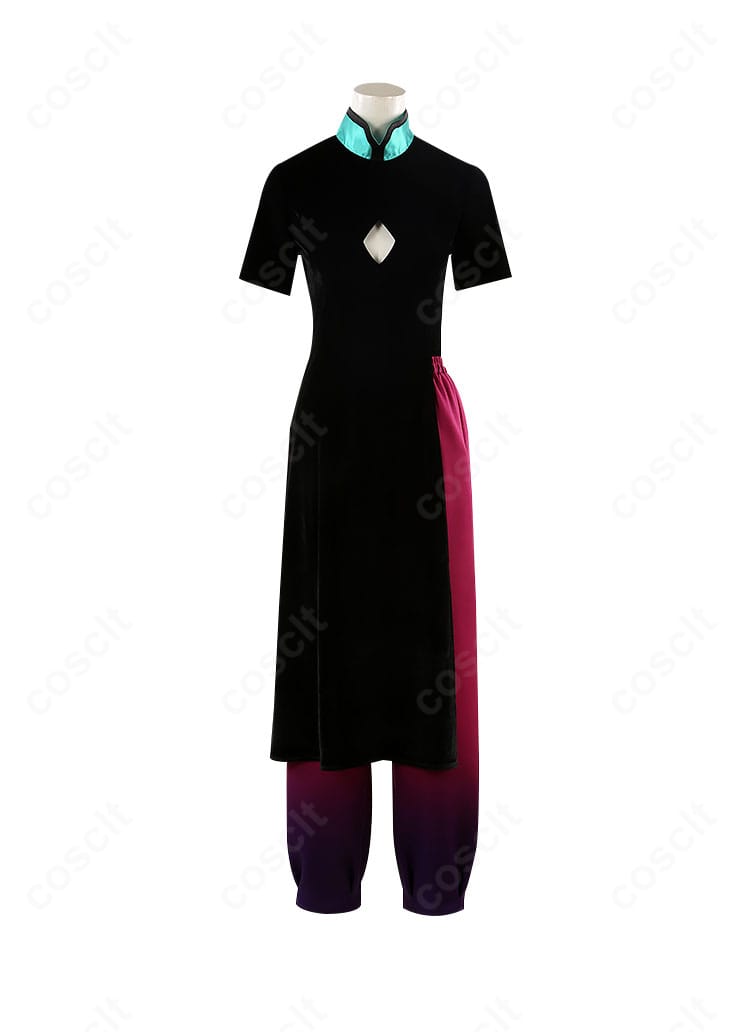 インナーと上着の内側ディテール。裏地の滑らかさと縫製のステッチ精度、着心地の良さが伝わる近接カット。