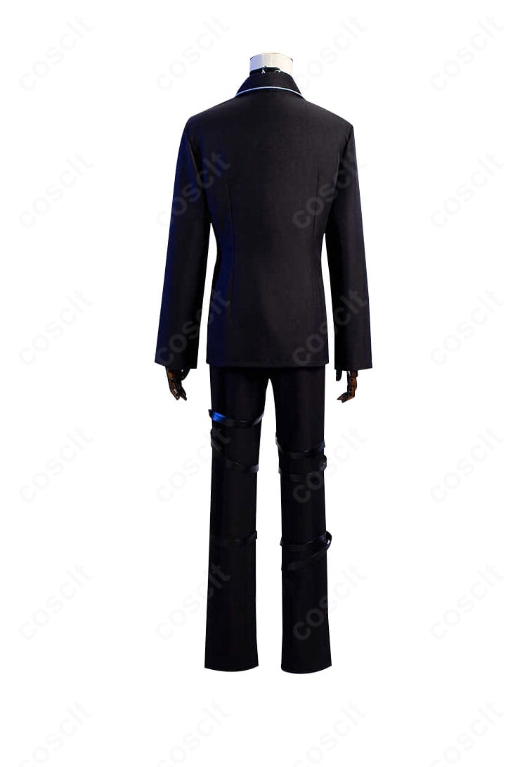 インナー背面ディテール。背中のラインが際立つフラットな仕立てで撮影映え。