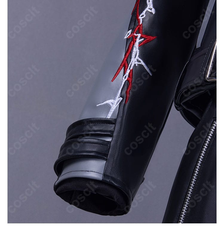 恋と深空 シン 異界の来客コスプレ衣装の袖口ディテール。独特のカフデザインと配色を確認できます。