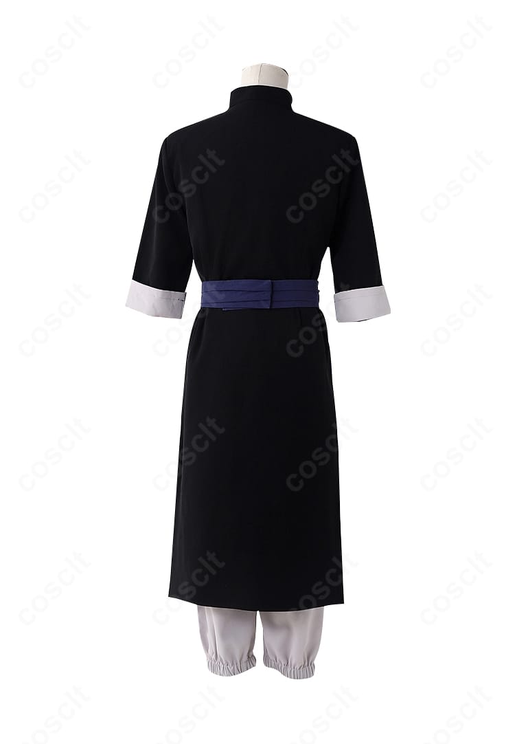 神威衣装の背面装飾アップ。披風の留めと背面パーツの構成が明瞭なディテール画像。