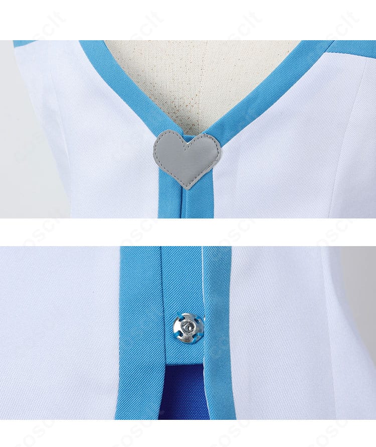 襟元のハート風飾りとフロントボタンの近接ディテール