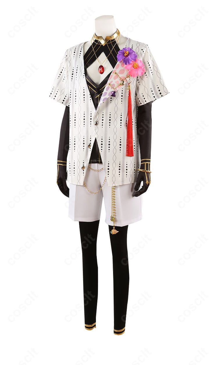 左側面ディテール。肩から裾にかけてのシルエットとアクセの配置が分かる全体像。