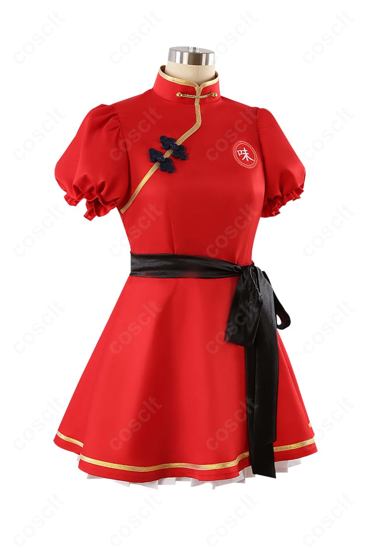 朱城ルミ 幼女バージョン衣装の右側面。斜めボタンとスカートラインの確認