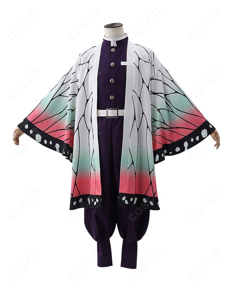 胡蝶しのぶコスプレ衣装の装飾ディテール。羽織の縁取り刺繍と模様の精緻な仕上げ、縫製のステッチが見えるアップ。