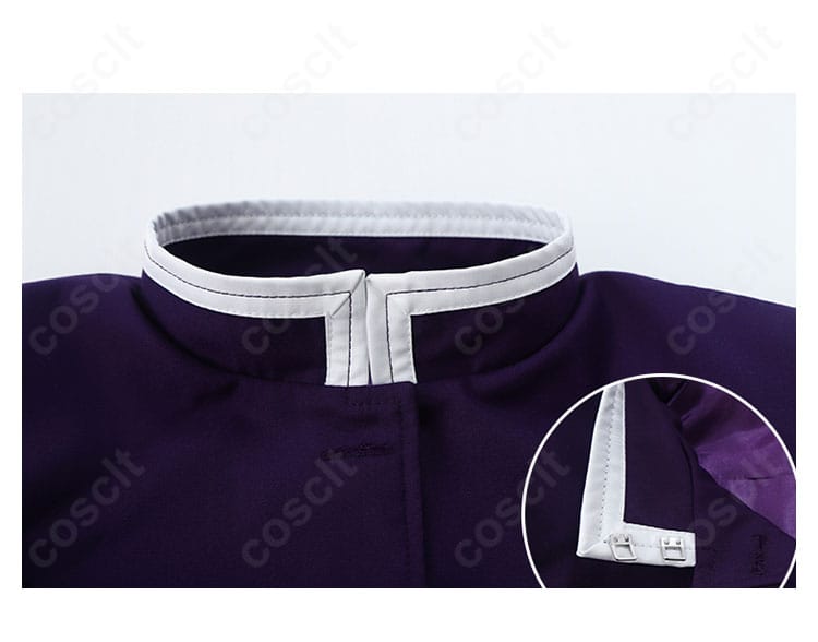 上着の襟元ディテール。刺繍アクセントときれいな襟ライン、ステッチワークの品質が確認できる画像。