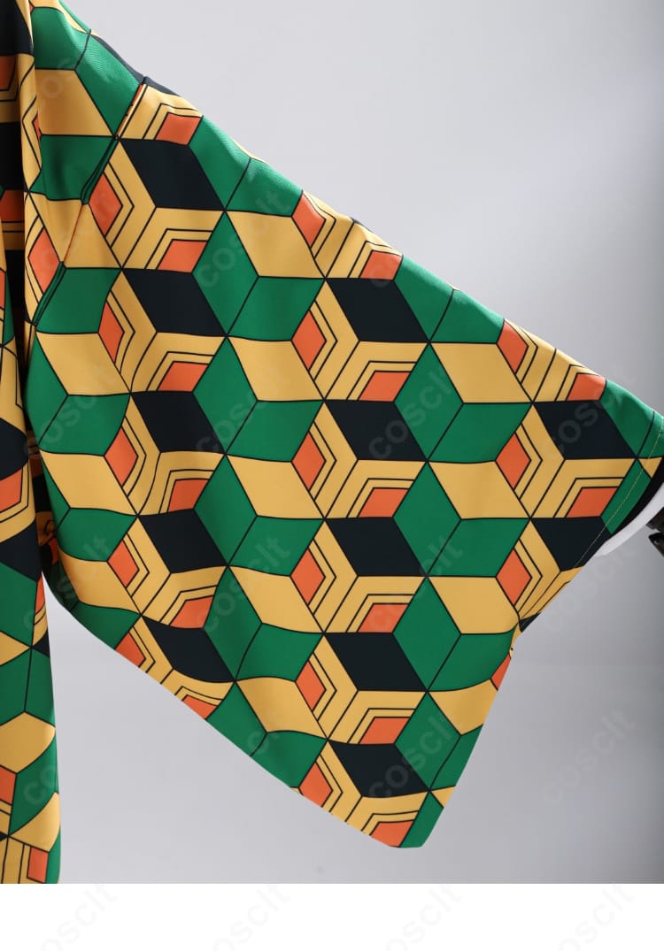 サイズ表画像。XS〜XXLの各寸法を一覧化し、身長・胸囲などの選び方の参考になるデータ表。