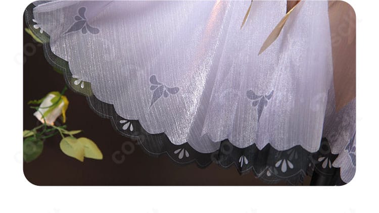 グレイス(ナイアド)衣装のスカート裾装飾。ヘムラインの模様とドレープ感を強調したアップ