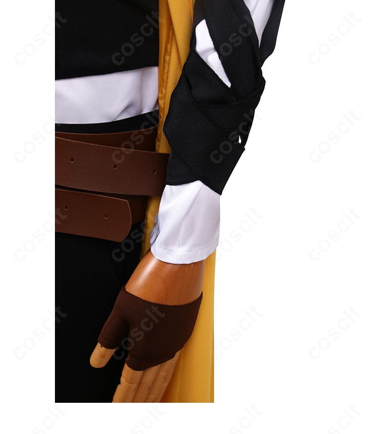 衣袖と手袋のデザイン。手首周りのフィット感や装飾ライン、素材のコントラストを示すカット