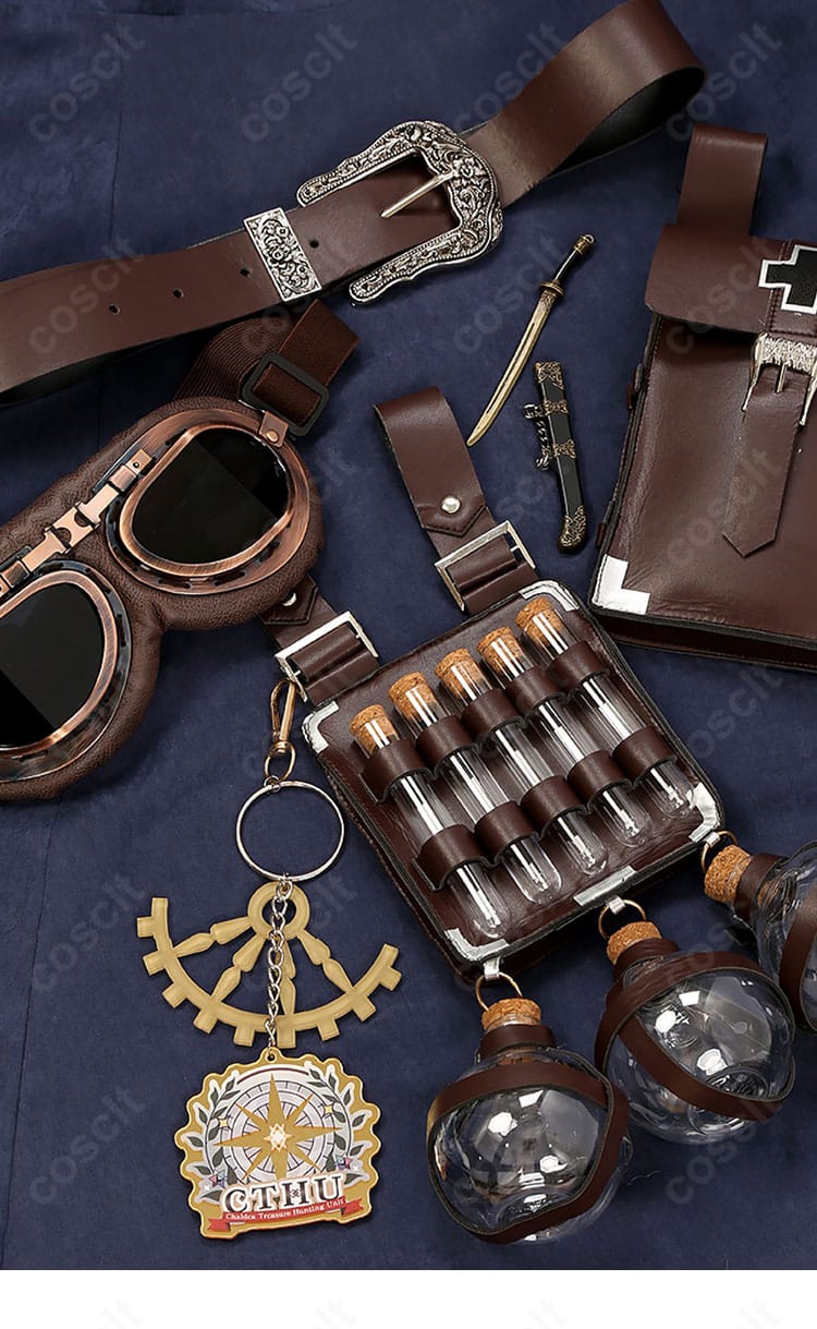 オベロン 英霊博装コスプレ 付属品(ポーチ・メガネ)のディテール