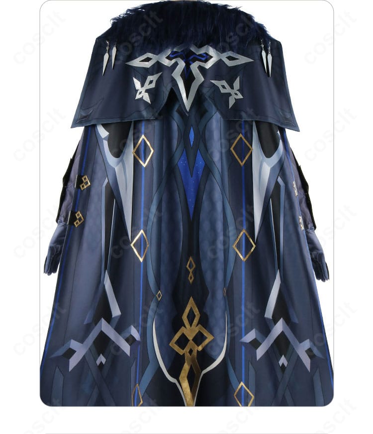 背面ヨーク周りの縫製と装飾。着心地とデザイン性を両立した原神カピターノのコスチューム。