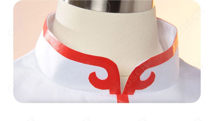 神楽 5年後コスプレ衣装の襟のディテール。生地の質感と端処理の丁寧さが分かる接写