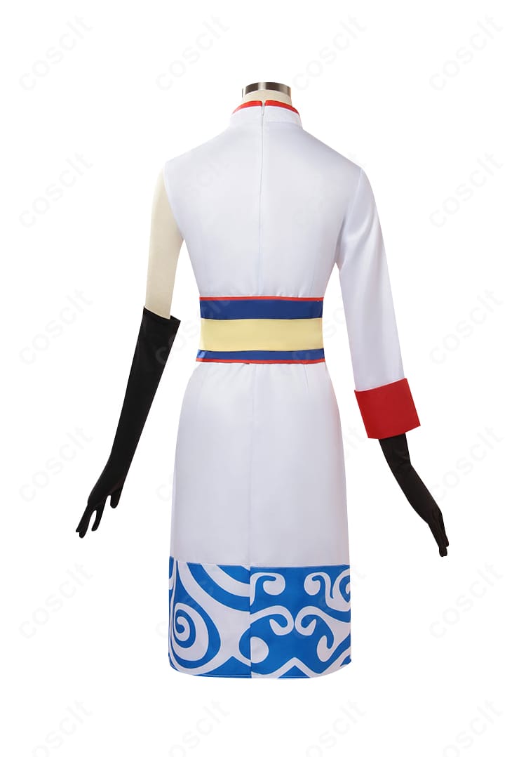 劇場版 銀魂 完結篇 神楽 5年後コスプレ衣装の背面。帯の配置と背中のシルエットが分かる全体写真