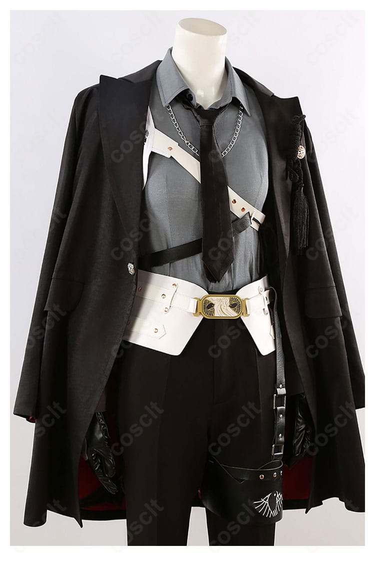 刺繍と装飾のクローズアップ。胸元の意匠や金具パーツの質感が分かる後家兼光衣装ディテール。