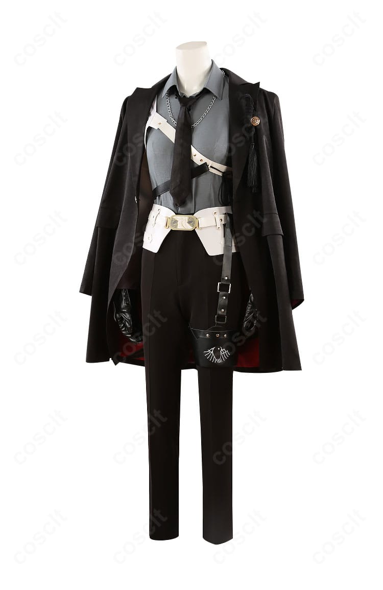 左側面ディテール。太もも飾りやストラップの取り回し、コート裾のラインが見える後家兼光コスプレ。