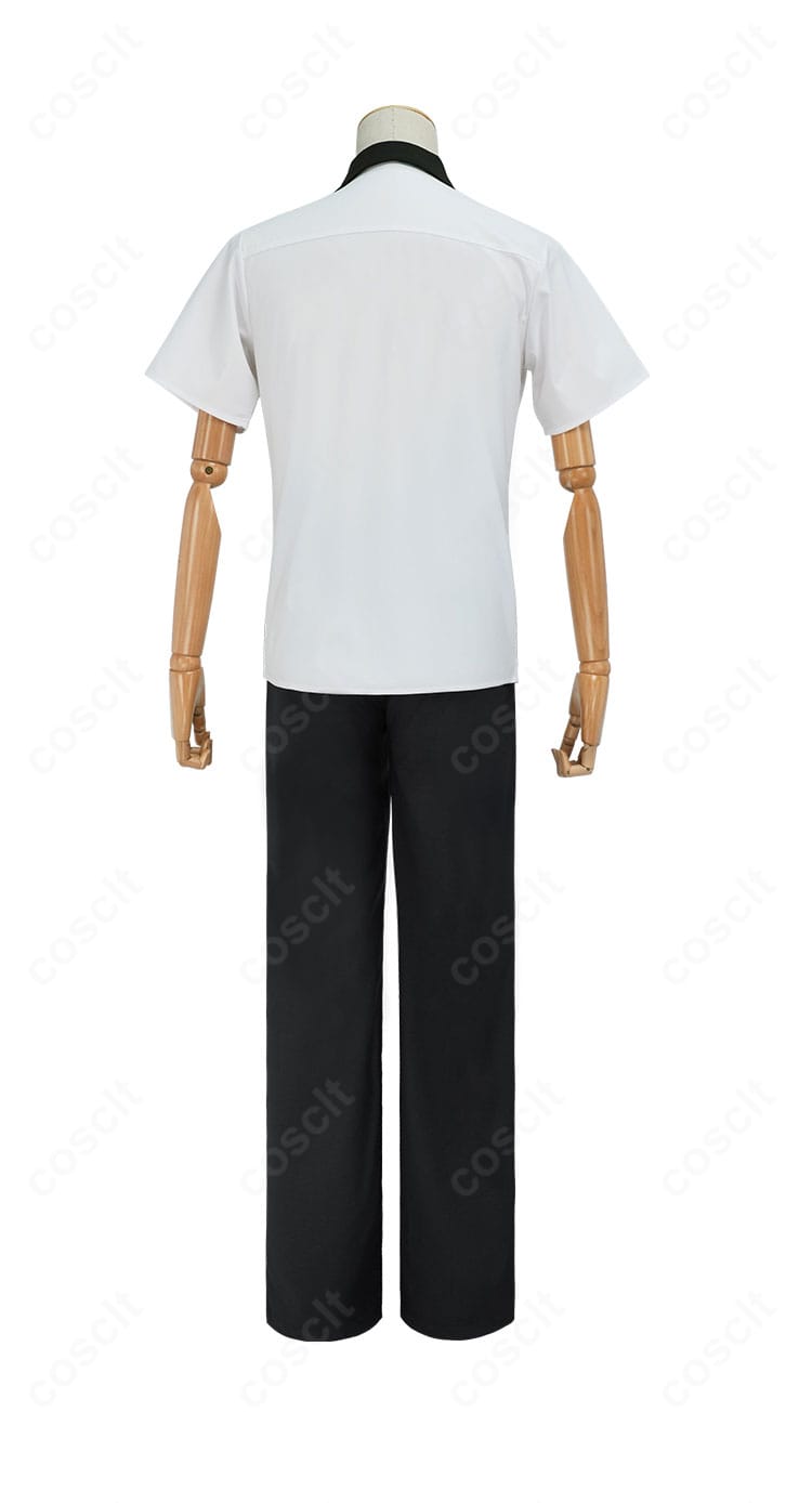 Free! 岩鳶高校 夏男子制服コスプレの背面。ヨークや裾のラインまで丁寧な縫製で清潔感ある後ろ姿。