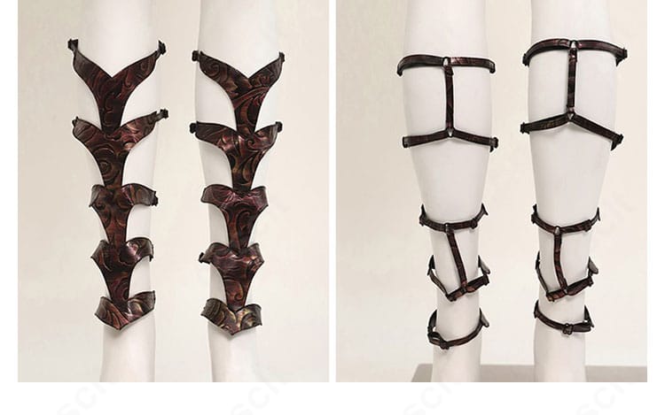 永遠の女王マリカ衣装の足首飾り詳細。装着バランスと表面の質感を示すクローズアップ。