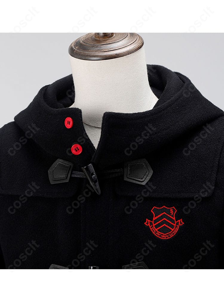 ペルソナ5 雨宮蓮 冬服コートの襟元ディテール。精緻な装飾で作品らしさを表現。