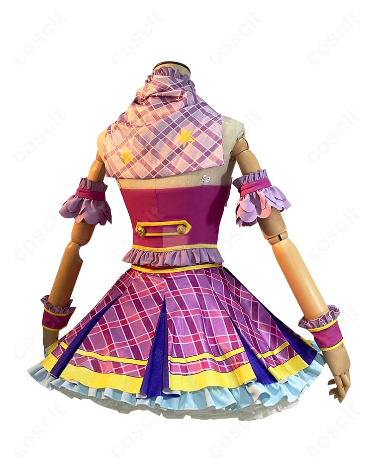 紫吹蘭コスプレ衣装の背面。透明ストラップによる安定感と背面の縫製・装飾配置をわかりやすく表示。