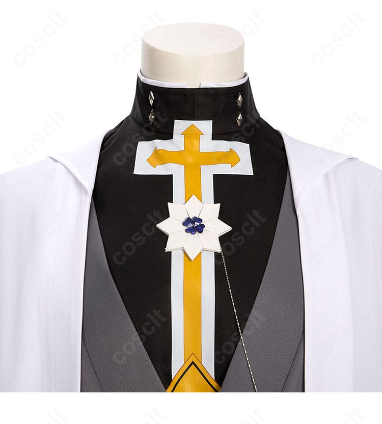 飛鳥=R=クロイツ コスプレ衣装 襟元の詳細。襟の形状、エッジの処理、配色バランスが分かるディテール。