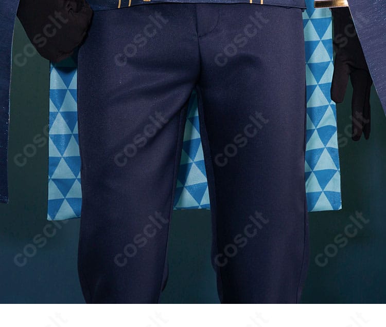 ズボン装飾のクローズアップ。サイドの意匠とステッチが強調されたショット。