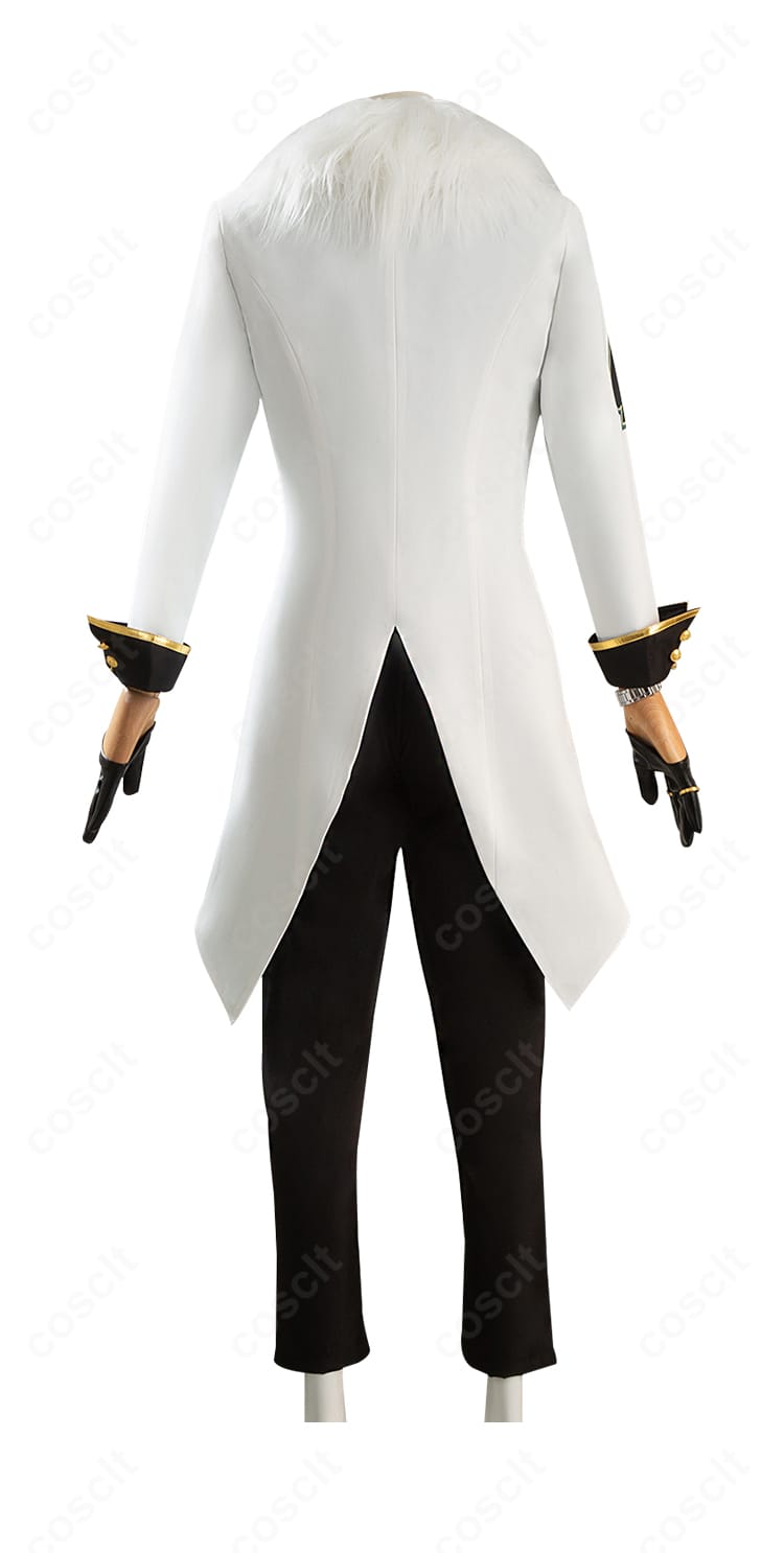 アベンチュリン衣装の背面全景。背中の切り替えと装飾配置が分かる写真