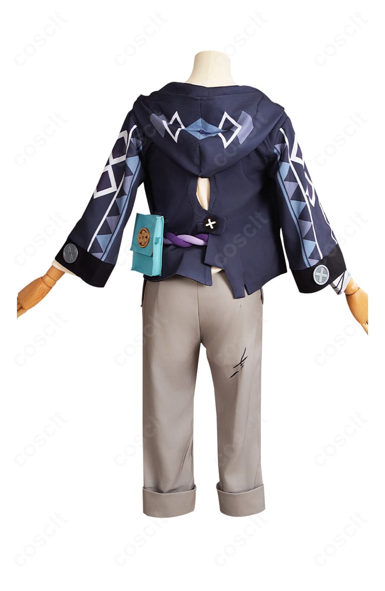 背面商品写真：バックルとコートの後ろ姿ディテールを示すカカワーシャ幼少期コスプレ