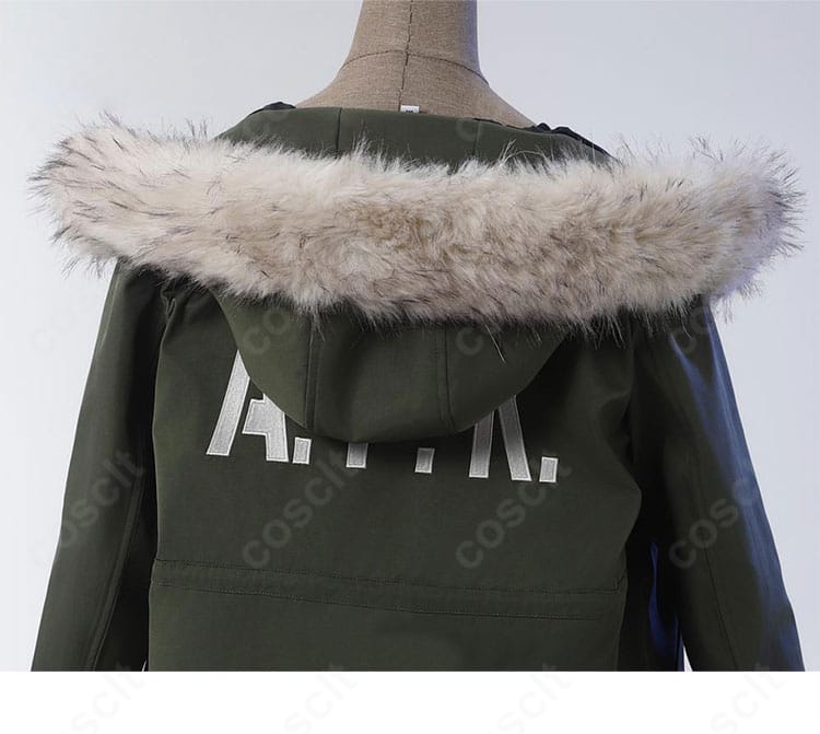 佐倉双葉コーデに合わせる帽子アクセサリーのディテール。衣装全体との相性が分かる近接カット。