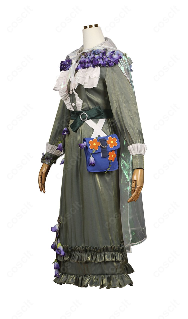 アニー・レスター衣装・側面。肩飾りと腰飾りの立体感あるディテールが際立つ角度。