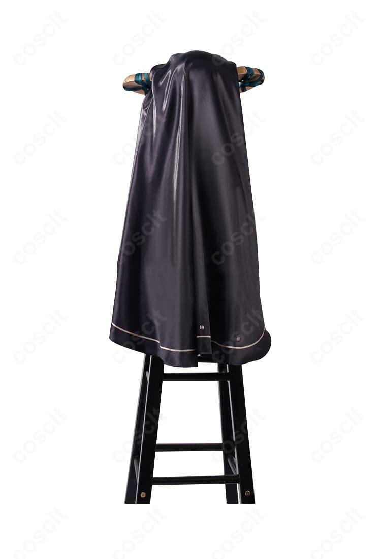 宝鐘マリン コスプレ衣装 ヘッドアクセの背面留め具と装飾の詳細