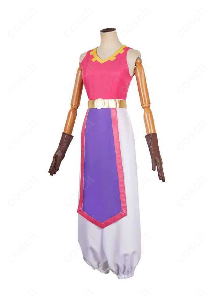 左側面からのゼルダ姫コスプレ衣装。パンツラインとウエスト位置のバランス、手袋のフィット感が伝わるカット。