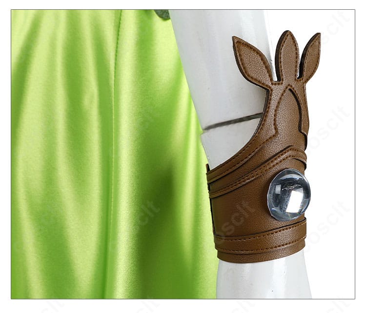 手首から前腕の装飾ディテール。連結パーツと質感の違いを見せる。