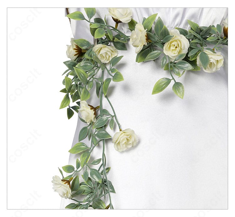 花飾りアクセサリーの近接ショット。女性らしい優雅さを引き立てる質感と配色を表現。