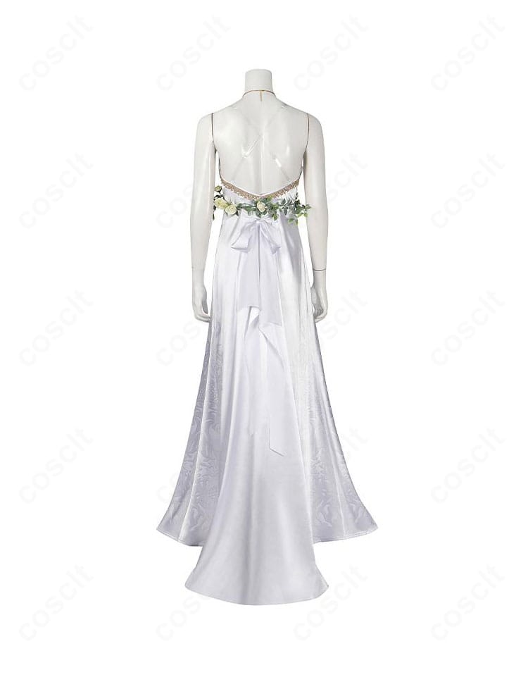 右側装飾のクローズアップ。花柄モチーフとアクセサリーの質感、取り付け位置を詳細に表現。