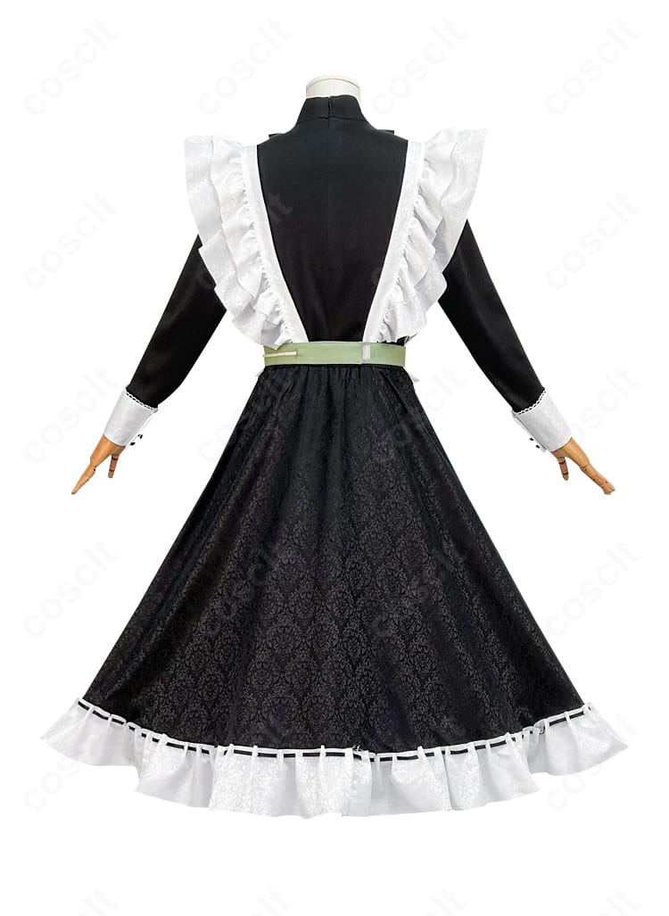 メイド服コスプレ背面。背中の開閉部と裾装飾、コルセットの後ろ姿まで再現
