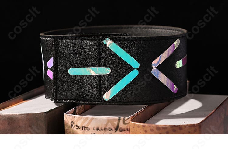 マルベリー衣装のアクセサリー近景。小物の造形と仕上げでキャラクター性を強調。