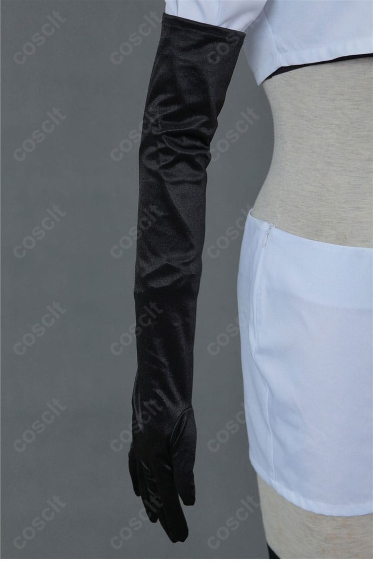 ムサシ コスプレ 手袋ディテール、白手袋の生地感とフィット感、ステッチの整いを強調